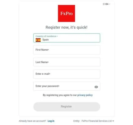 FXPro口座開設するための9つの手順 12 2. 国籍、名前、メールアドレスなど、個人情報を入力します。続けるには「登録」をクリックします。